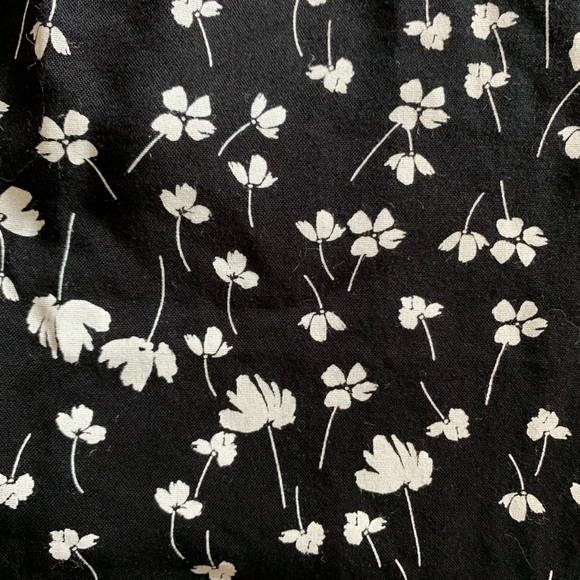 Floral Tank Top - Picture 2 of 5